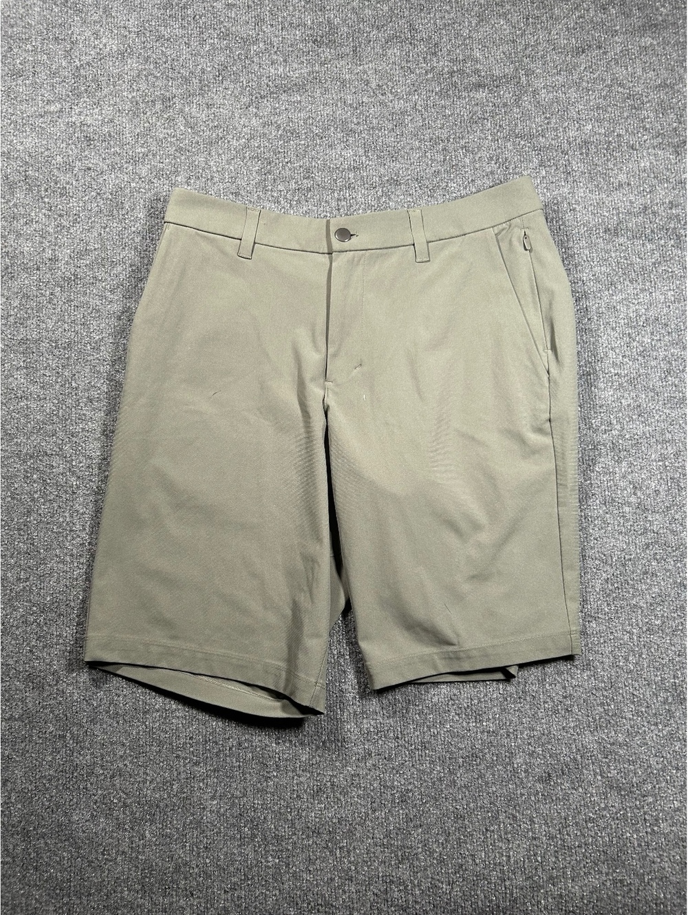 Lululemon Men's Olive Green Polyester Shorts Size 32